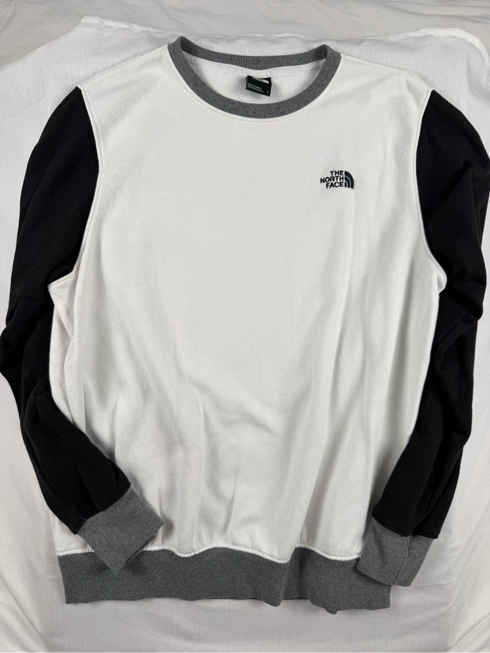 The North Face Colorblock Fleece Crewneck Sweatshirt White Black Gray Large